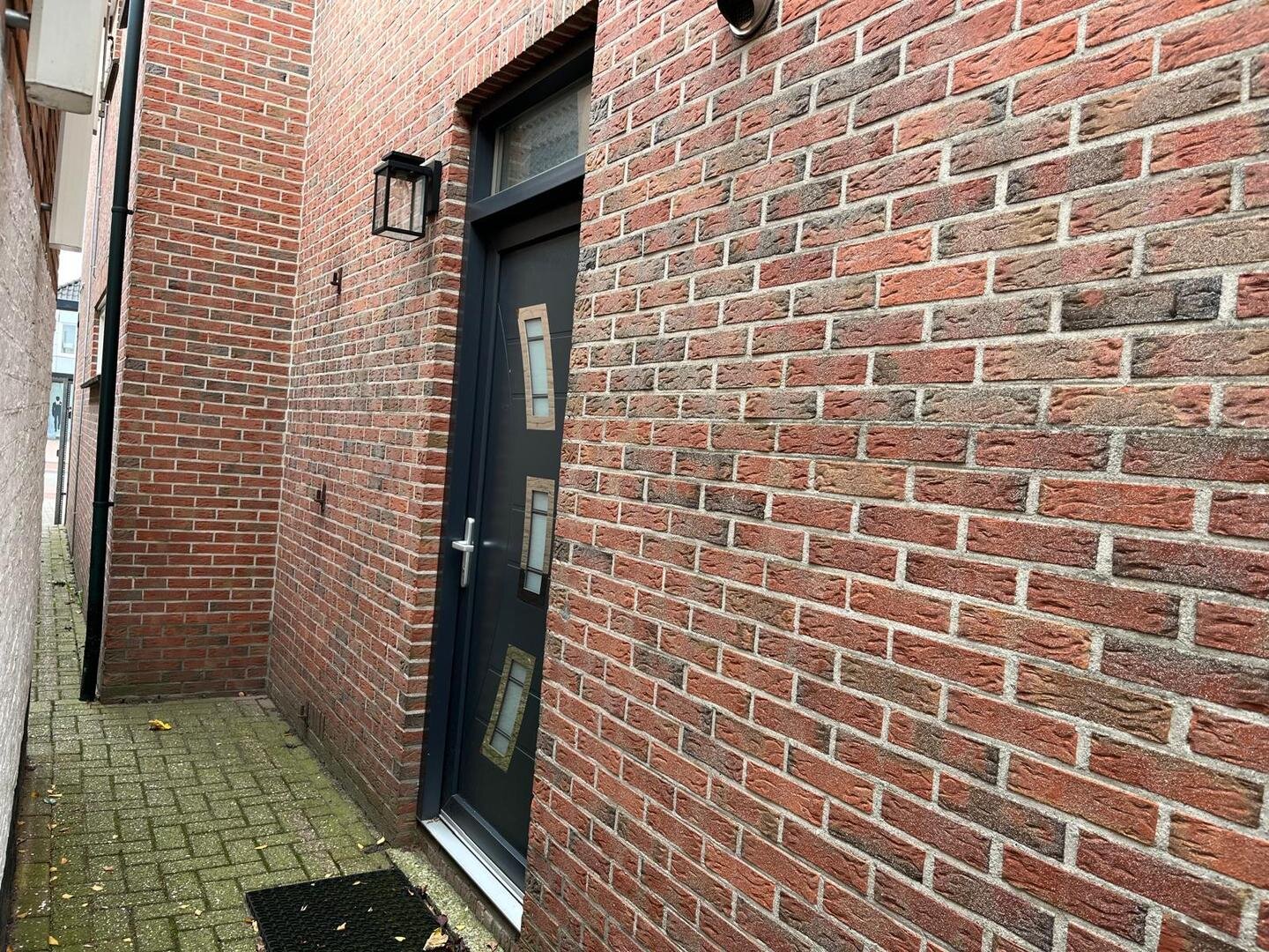 ede8e32fcb43402377d576852ae32525.jpg