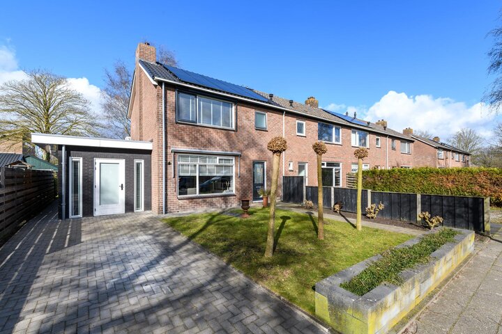 Iikmounewei 21 BURGUM foto-1