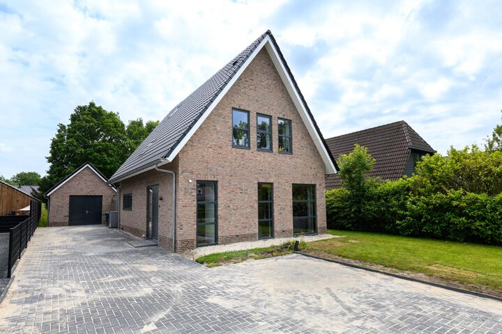 Kletsterlaan 1 b DRACHTEN foto-1