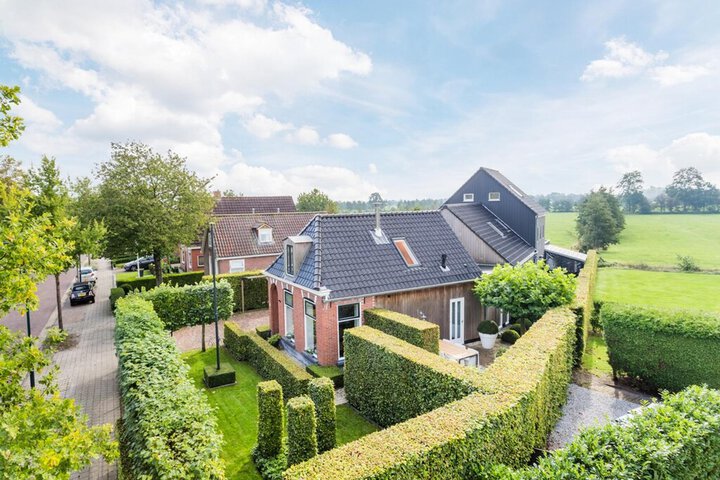 Kommisjewei 70 NIJEGA foto-1